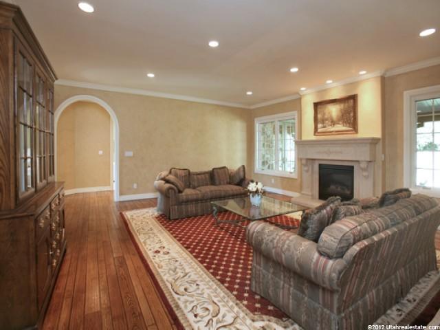4619 Wander Ln, Holladay, UT 84117 — photo 2