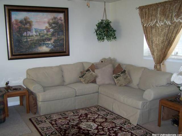 240 N Orchard Ln, Santaquin, UT 84655 — photo 6