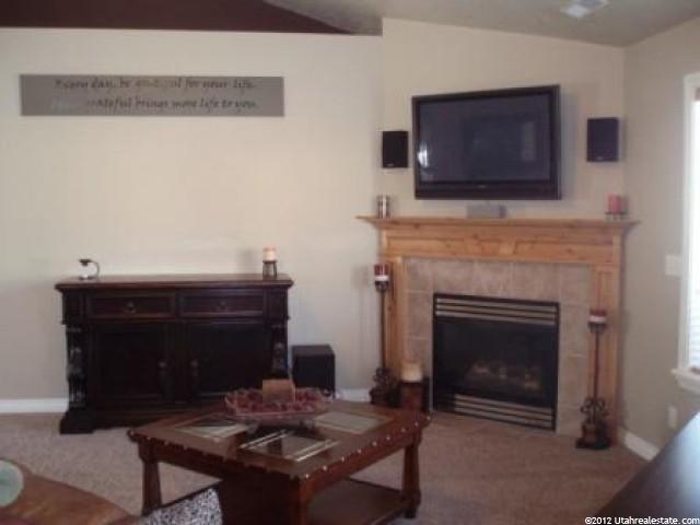 1065 N 275 E, Harrisville, UT 84404 — photo 2
