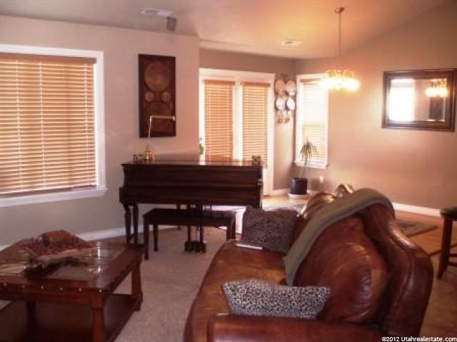 1065 N 275 E, Harrisville, UT 84404 — photo 3