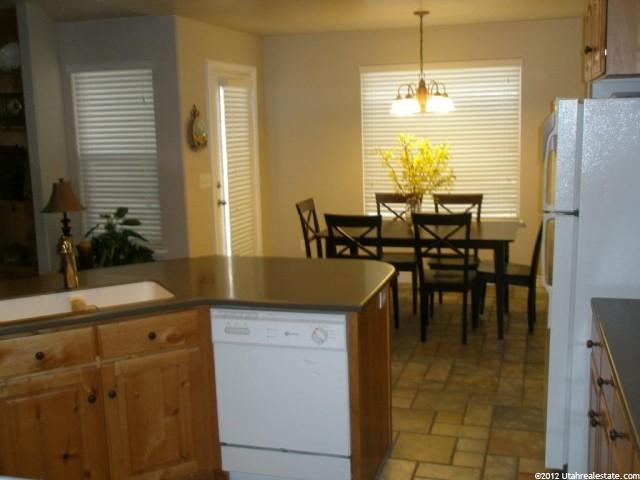 2537 Elm Grove Dr, Perry, UT 84302 — photo 3