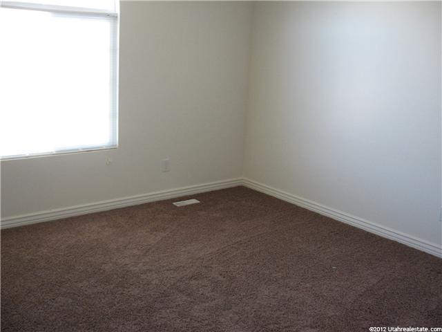 376 W 2000 N, Harrisville, UT 84404 — photo 5