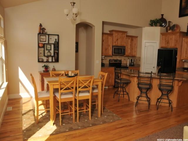 532 E Lorimer Dr, Sandy, UT 84070 — photo 6