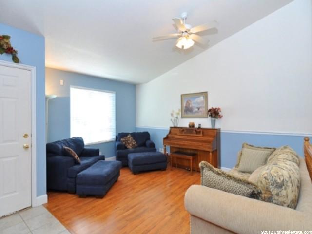 1179 N Daniel Dr, Kaysville, UT 84037 — photo 2