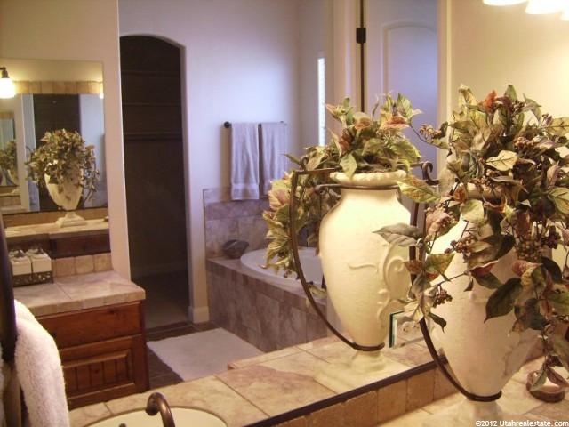 2247 Stonebridge Dr, St. George, UT 84770 — photo 4