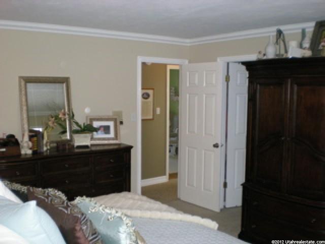 593 E 650 N, Centerville, UT 84014 — photo 7
