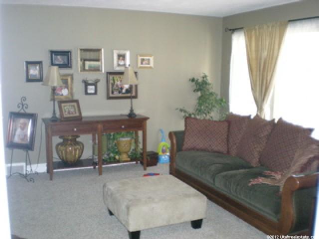 593 E 650 N, Centerville, UT 84014 — photo 3