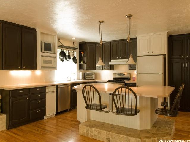593 E 650 N, Centerville, UT 84014 — photo 4
