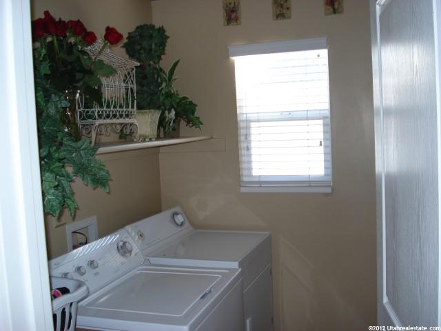 307 E 2025 S, Clearfield, UT 84015 — photo 9