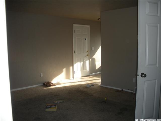 209 N 850 E, Layton, UT 84041 — photo 2