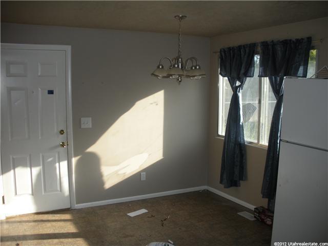 209 N 850 E, Layton, UT 84041 — photo 3