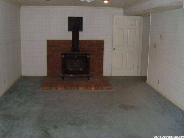 381 W 1500 N, Centerville, UT 84014 — photo 8