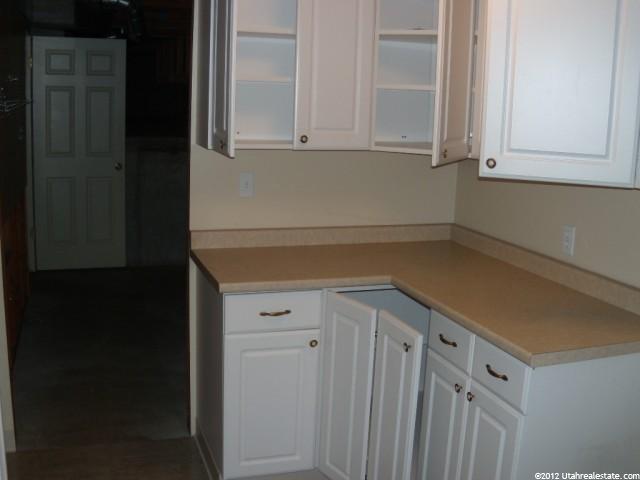 381 W 1500 N, Centerville, UT 84014 — photo 9