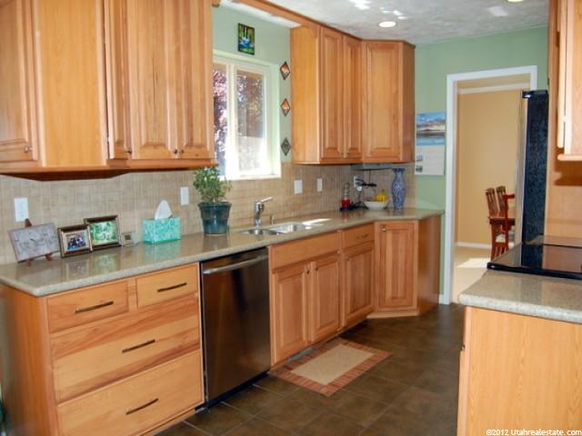 2646 E 3650 N, Layton, UT 84040 — photo 3