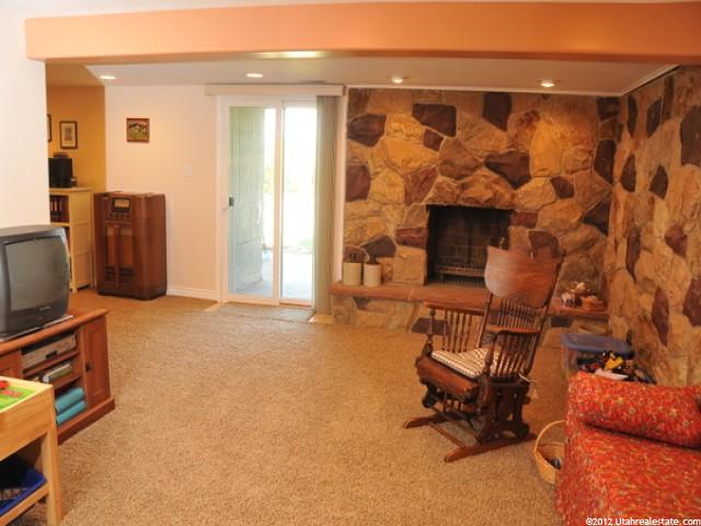 8462 Colene Dr, Sandy, UT 84094 — photo 6