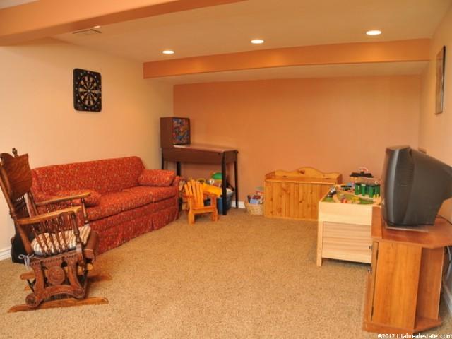 8462 Colene Dr, Sandy, UT 84094 — photo 7