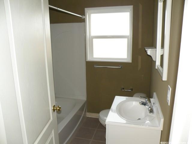 7818 Oak St, Midvale, UT 84047 — photo 7