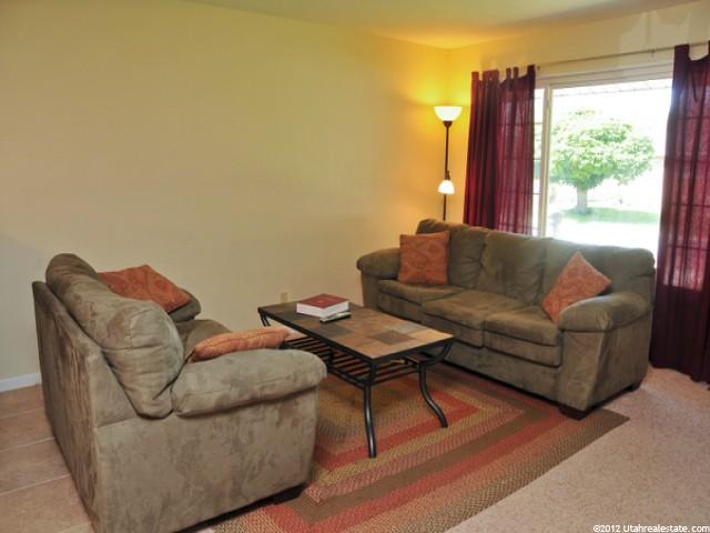 9861 Amber Ln, Sandy, UT 84094 — photo 2