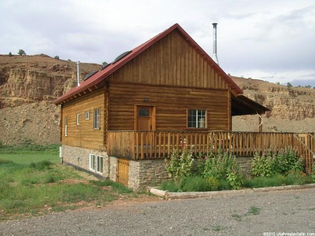3035 E Chadburn Rd, Torrey, UT 84775 — photo 3