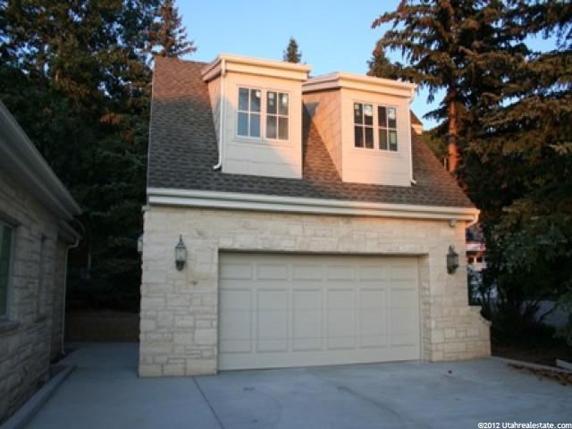 2058 Ridgehill Dr, Bountiful, UT 84010 — photo 12