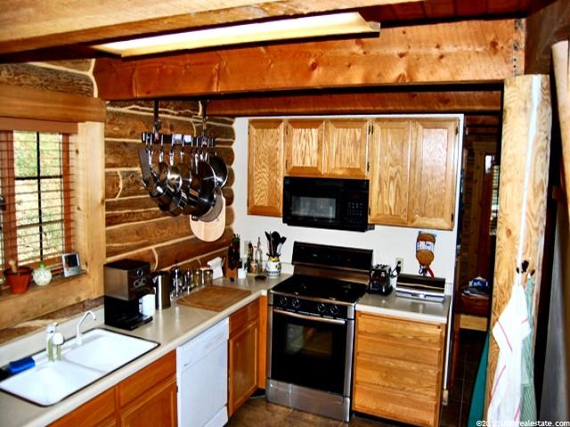 605 Parkview Dr, Summit Park, UT 84098 — photo 3