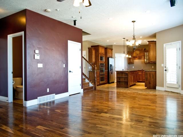 267 E Summer Leaf Dr, Draper, UT 84020 — photo 3