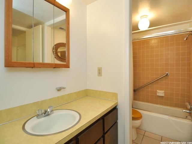 1345 Lorl Ln #5, Ogden, UT 84404 — photo 3