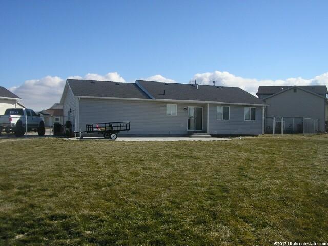 1999 N 1615 W, Clinton, UT 84015 — photo 2