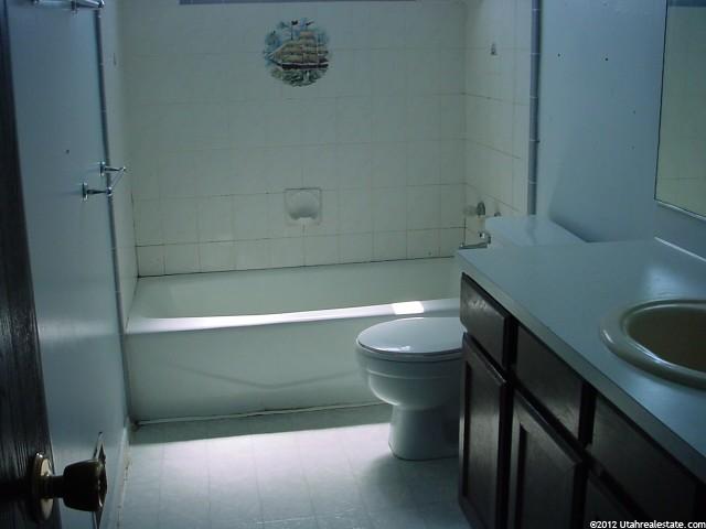 1475 W 1045 S, Clearfield, UT 84015 — photo 5