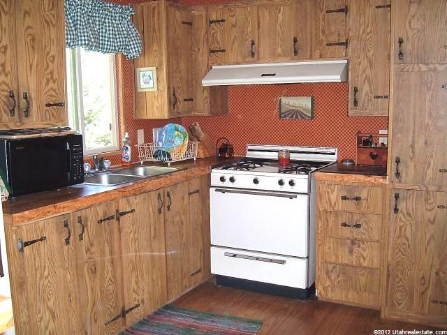 998 E Ridgeway Loop, Garden City, UT 84028 — photo 6