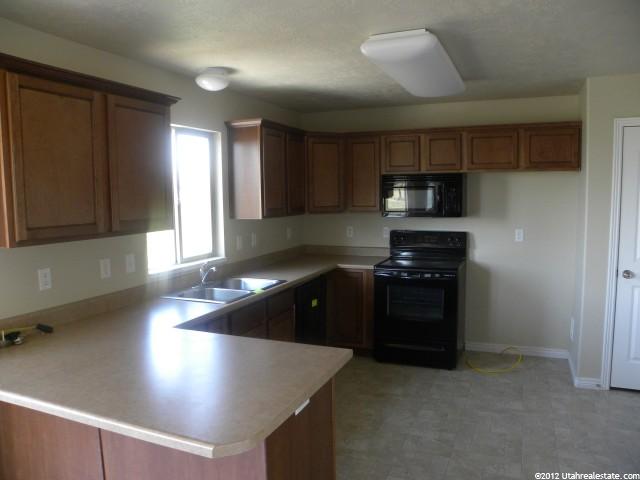 3223 W 2050 N, Clinton, UT 84015 — photo 4