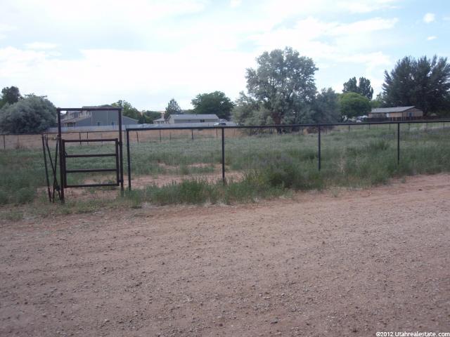 260 E 800 S, Roosevelt, UT 84066 — photo 4