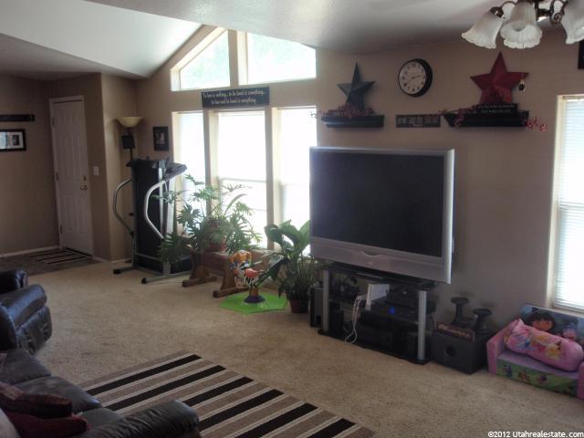 260 E 800 S, Roosevelt, UT 84066 — photo 7