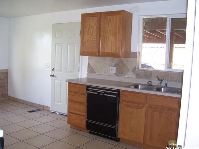 825 E 42nd St S, South Ogden, UT 84403 — photo 11