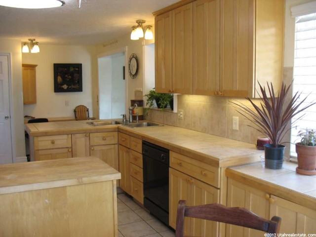 1445 S 200 E, Farmington, UT 84025 — photo 3