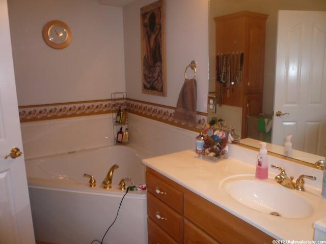 92 River Pointe Dr, Logan, UT 84321 — photo 6