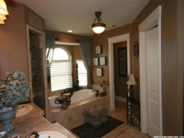 5433 Skyline Dr, Ogden, UT 84403 — photo 5