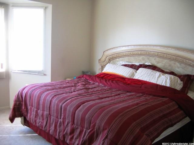 821 W 4200 S, Riverdale, UT 84405 — photo 5