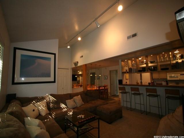 6894 S 800 E, Midvale, UT 84047 — photo 4