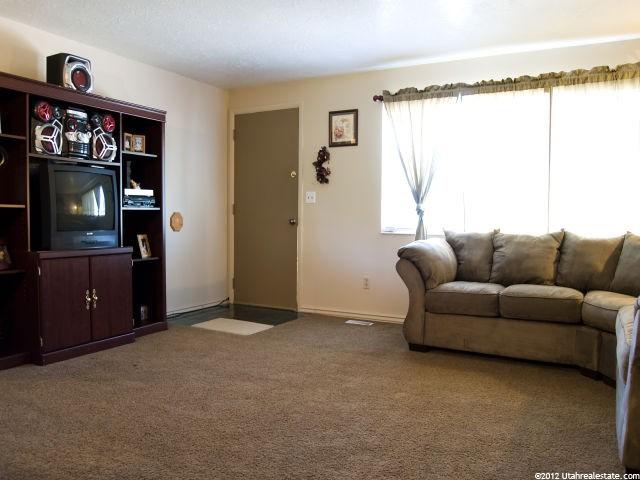 130 E 4th St S, Ogden, UT 84404 — photo 3