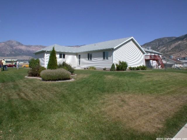 345 E 1100 N, Harrisville, UT 84404 — photo 10