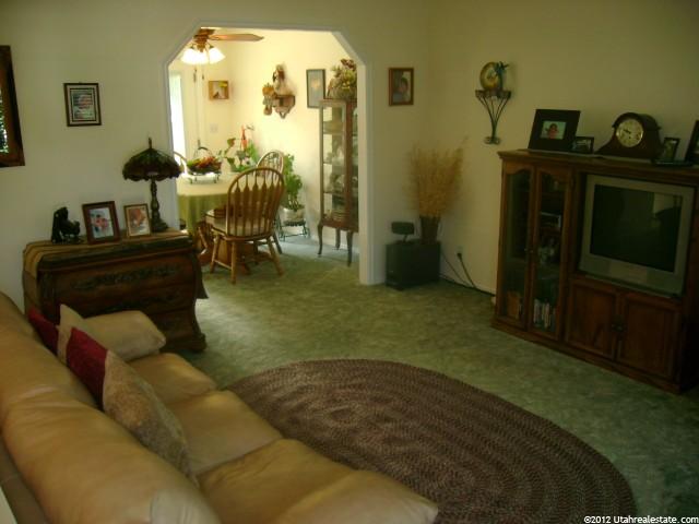 1407 S 700 E, Kaysville, UT 84037 — photo 2