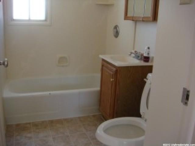 320 E 4475 S, Washington Terrace, UT 84405 — photo 3