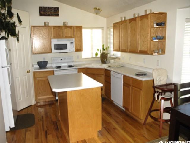 101 E 2400 S, Clearfield, UT 84015 — photo 3