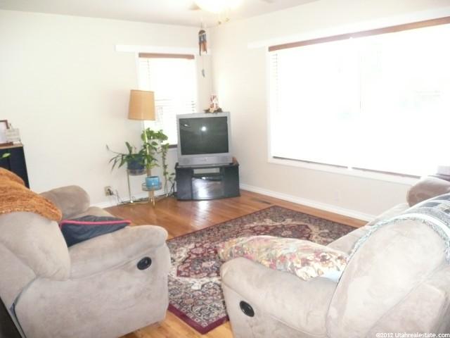 650 S 400 E, River Heights, UT 84321 — photo 3