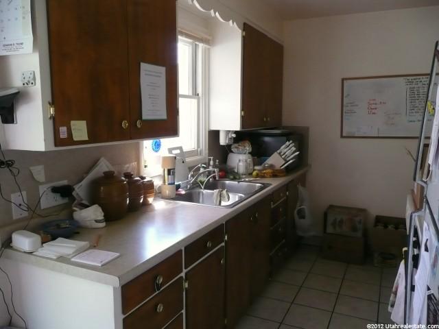 650 S 400 E, River Heights, UT 84321 — photo 8