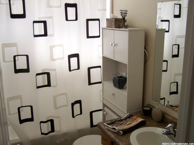 1942 W 4400 S, Roy, UT 84067 — photo 5