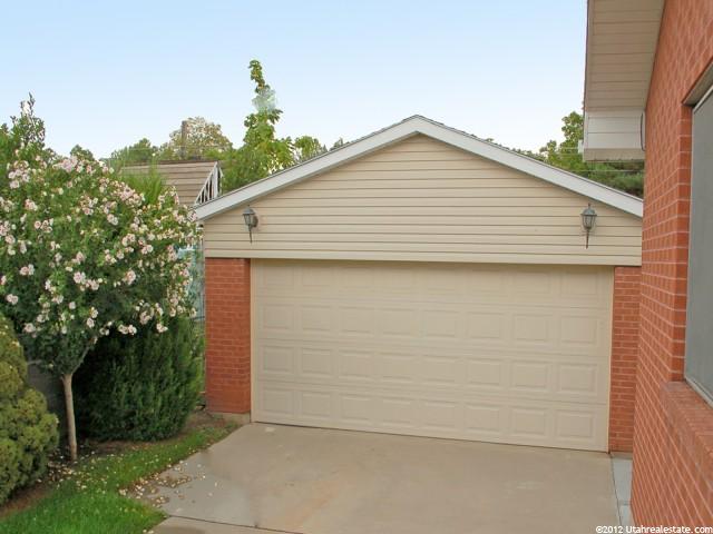 5948 S 570 E, Murray, UT 84107 — photo 11
