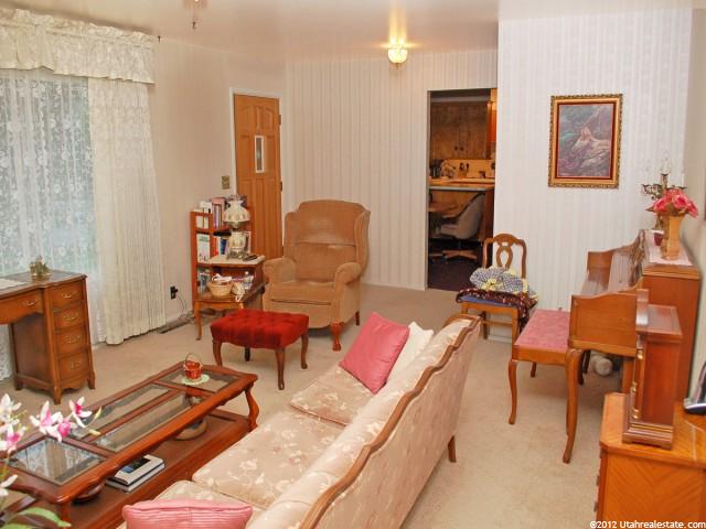 5948 S 570 E, Murray, UT 84107 — photo 3