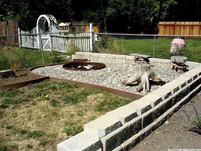 443 E Center St, Logan, UT 84321 — photo 6